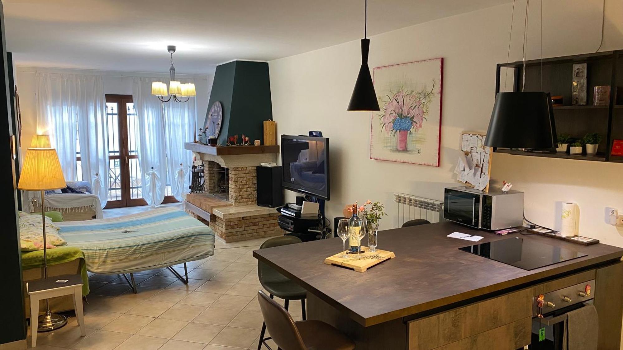 The Wild Lavender Appartement Cecchina Buitenkant foto