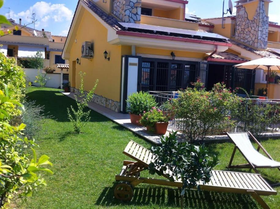 The Wild Lavender Appartement Cecchina Buitenkant foto
